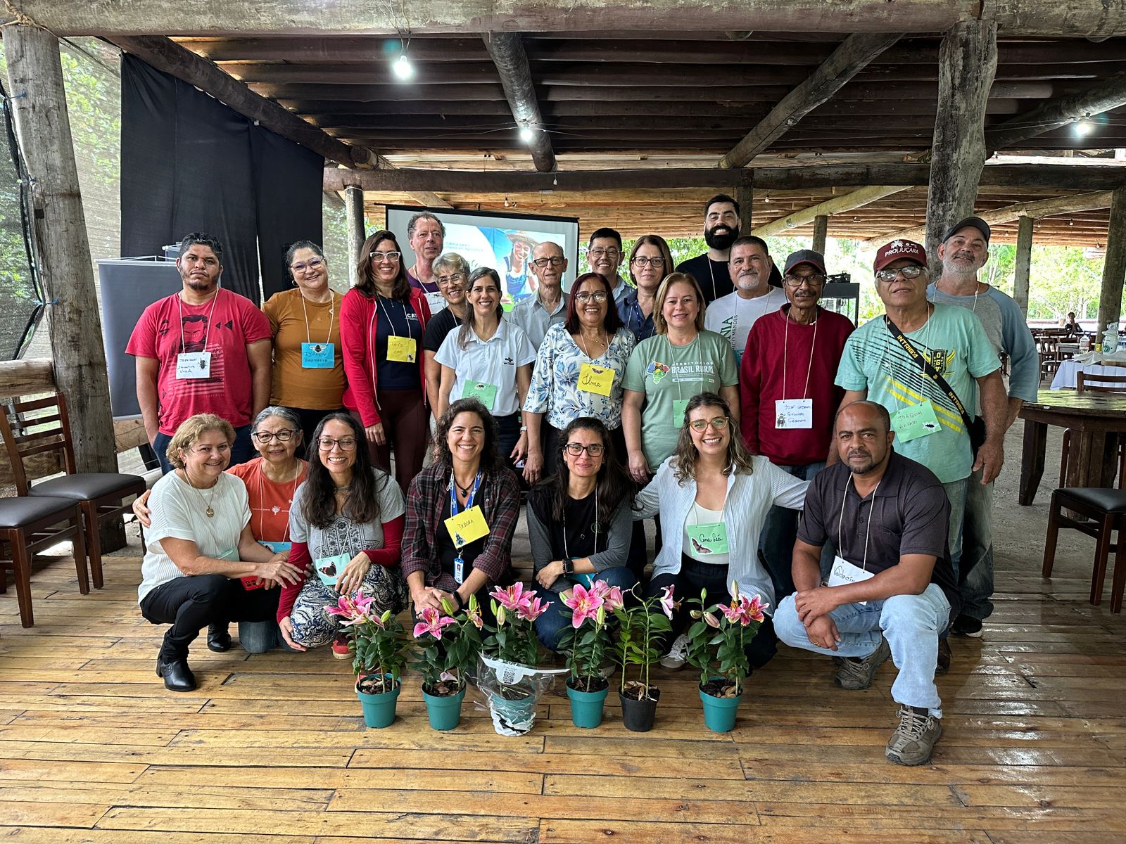 Capacitação promovida pela Embrapa, C3 Ambiental e Prefeitura de Jacupiranga, reuniu agricultores familiares, extensionistas e especialistas para debater o papel das abelhas e outros polinizadores na produção agrícola e na conservação da biodiversidade