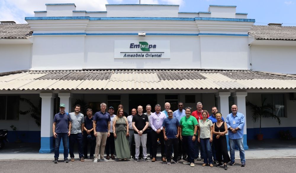 Equipe do Semear Digital na Unidade da Embrapa em Belém, PA,